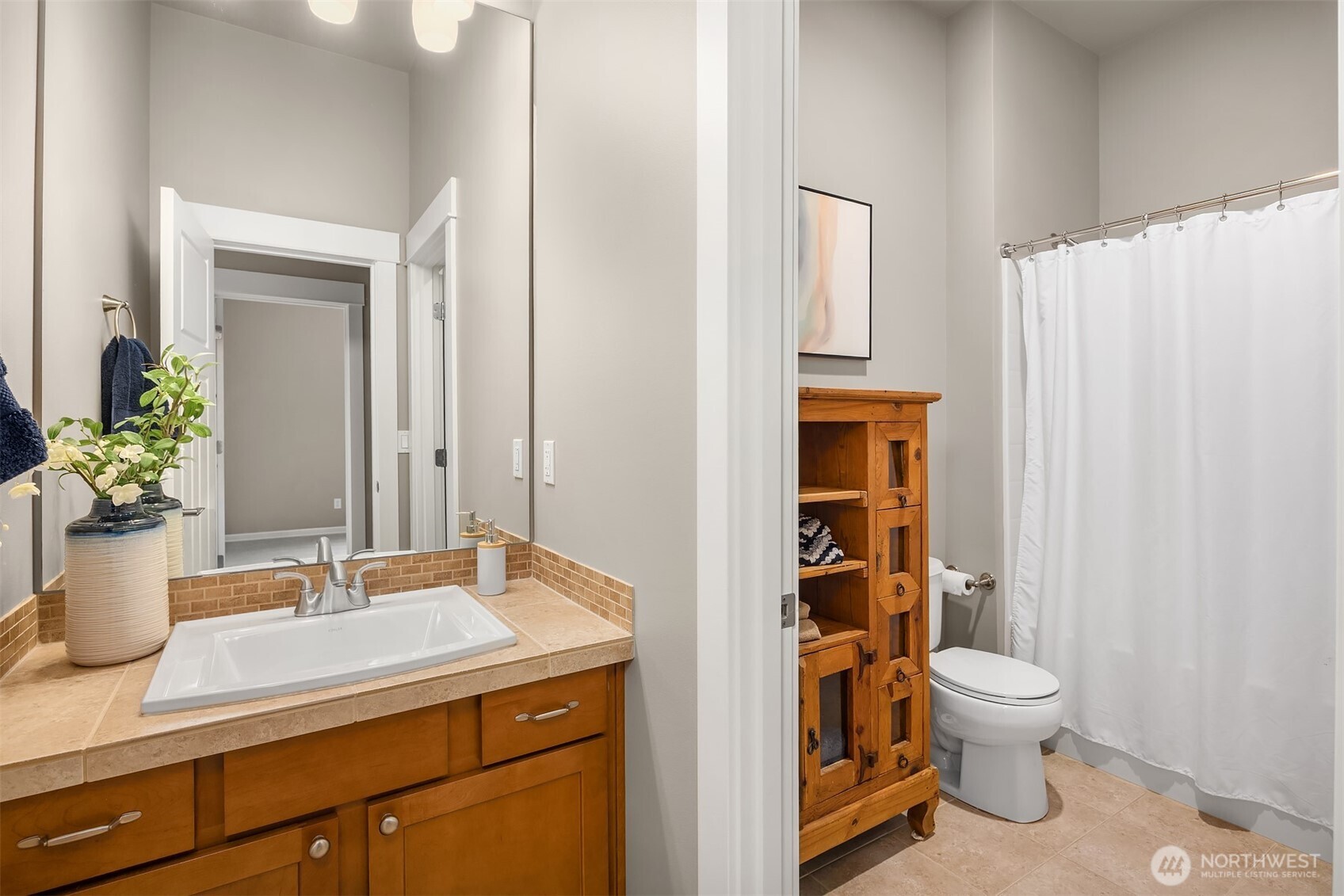 2440 NE Daphne Street , Issaquah, WA 98029