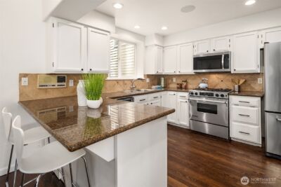 9215 Odin Way , Bothell, WA 98011 - Photo 17