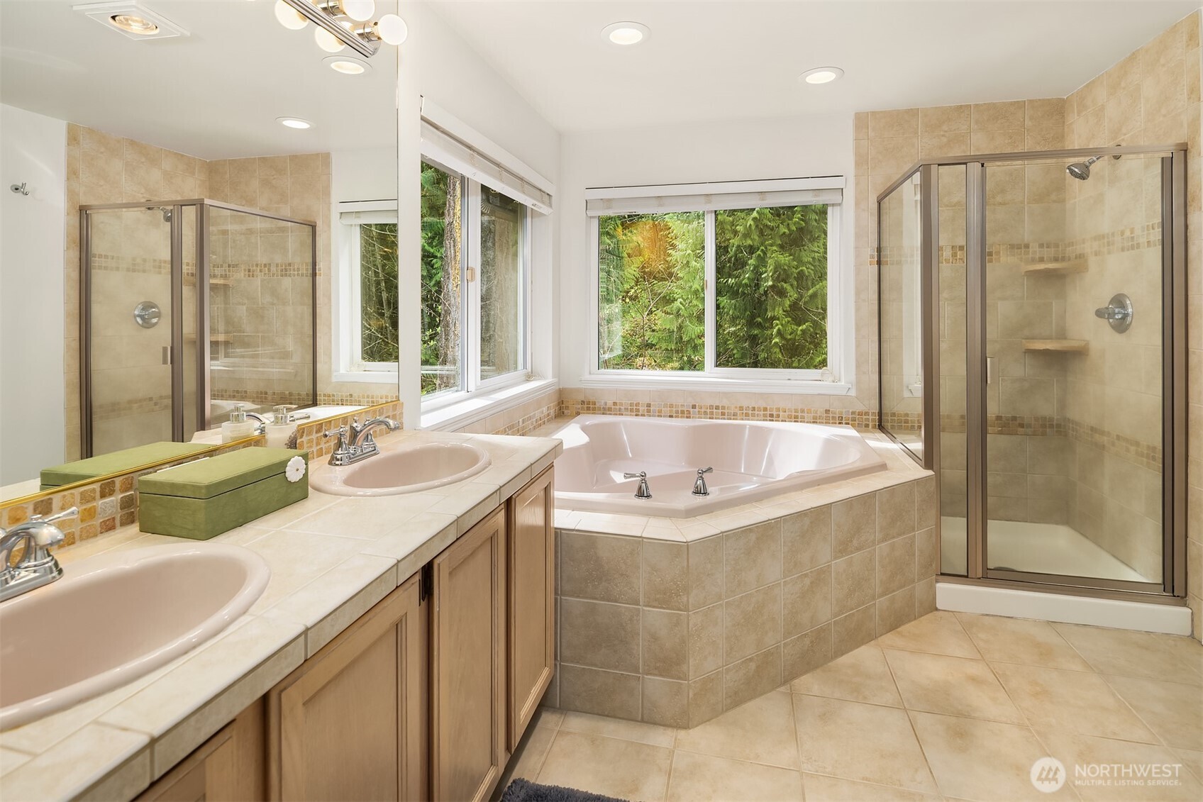 9215 Odin Way , Bothell, WA 98011