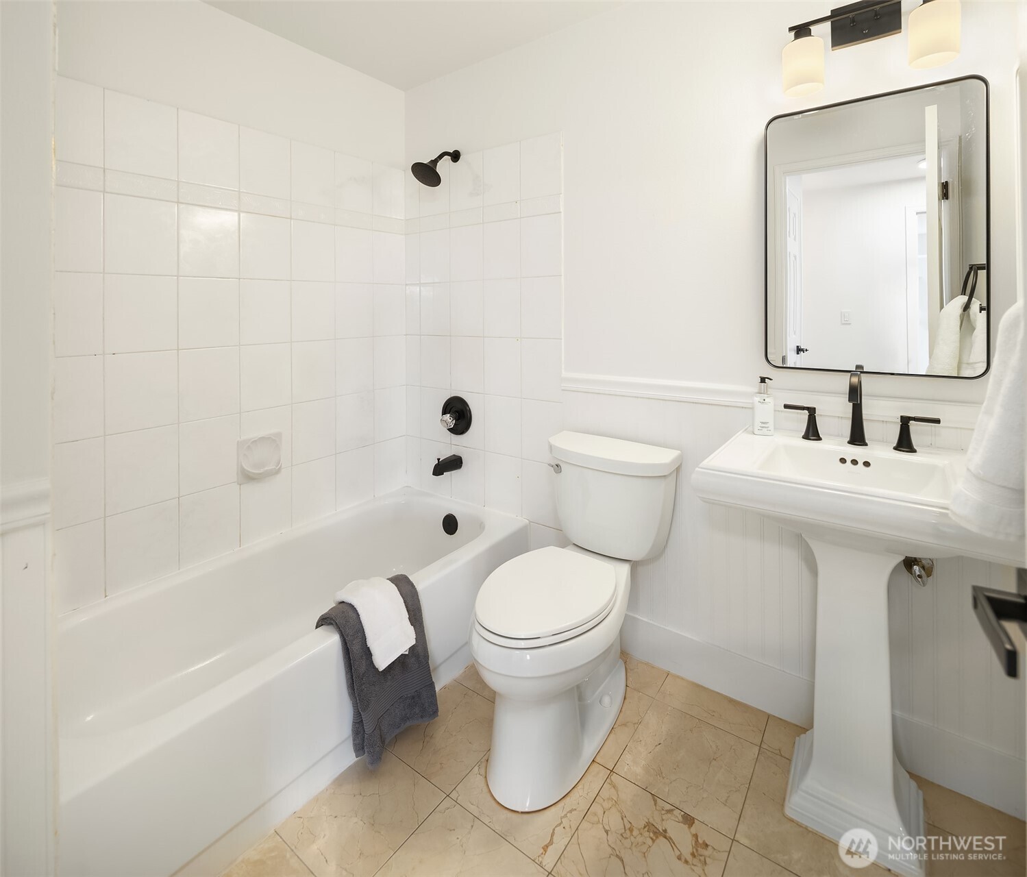 9215 Odin Way , Bothell, WA 98011