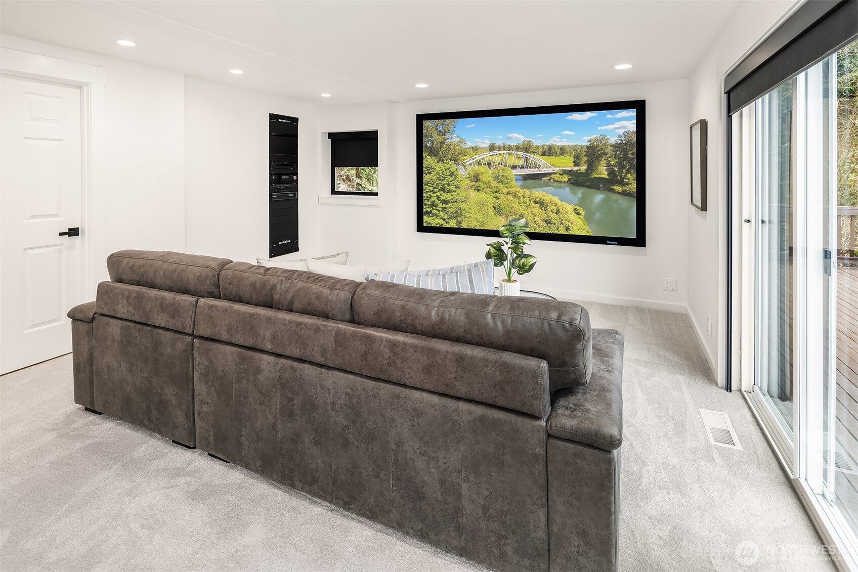 9215 Odin Way , Bothell, WA 98011