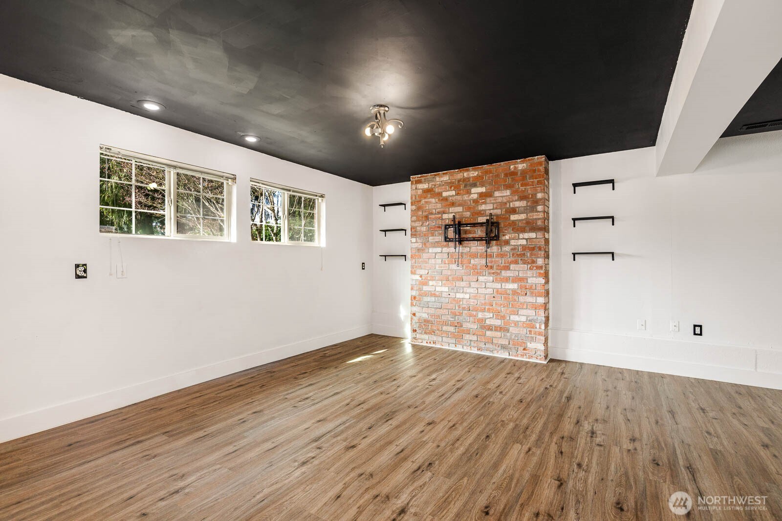 31646 45th Place SW, Federal Way, WA 98023