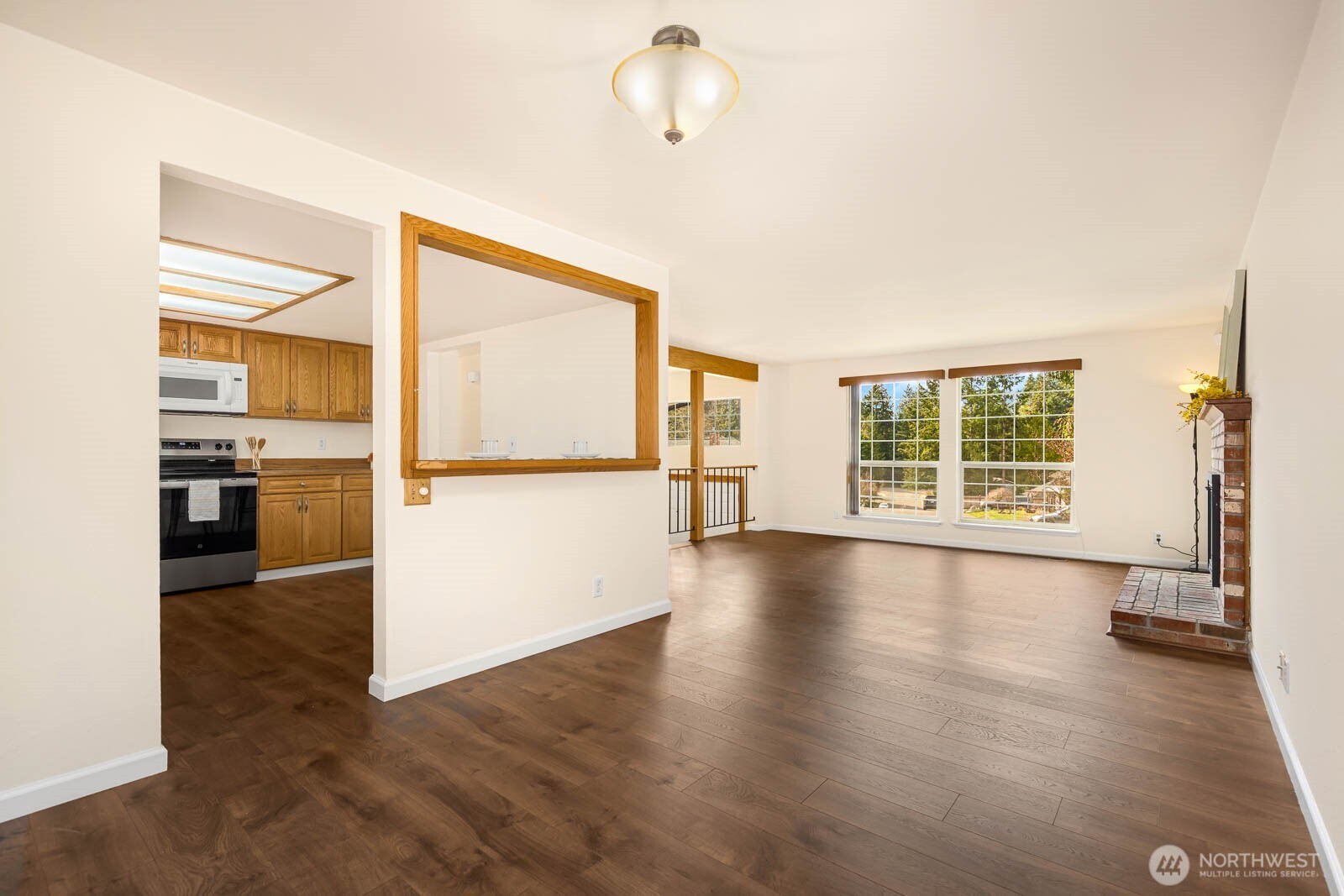 31646 45th Place SW, Federal Way, WA 98023