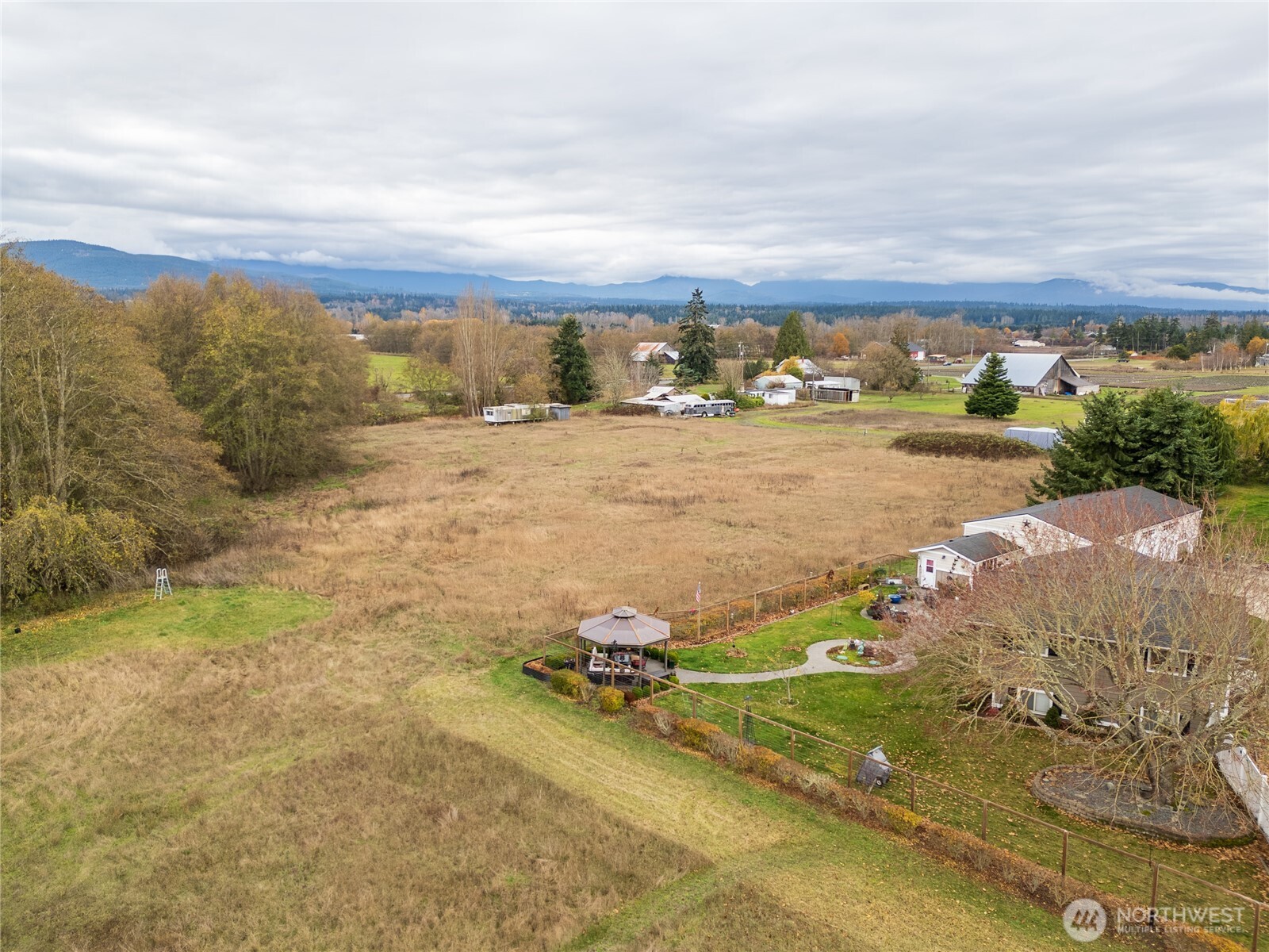 5953 Old Olympic Highway , Sequim, WA 98382