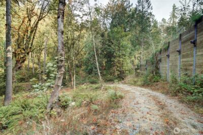 37 XXX SE 212th Way , Sammamish, WA 98075 - Photo 14