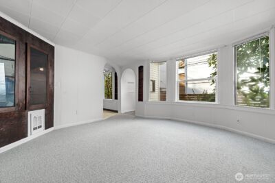 7818 Stroud Avenue N, Seattle, WA 98103 - Photo 17