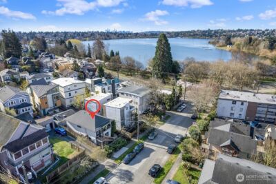 7818 Stroud Avenue N, Seattle, WA 98103 - Photo 2