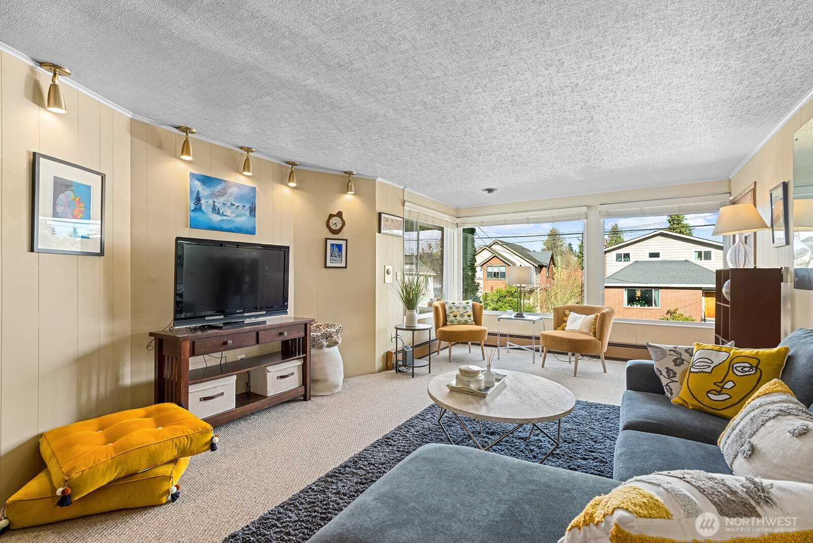 7818 Stroud Avenue N, Seattle, WA 98103