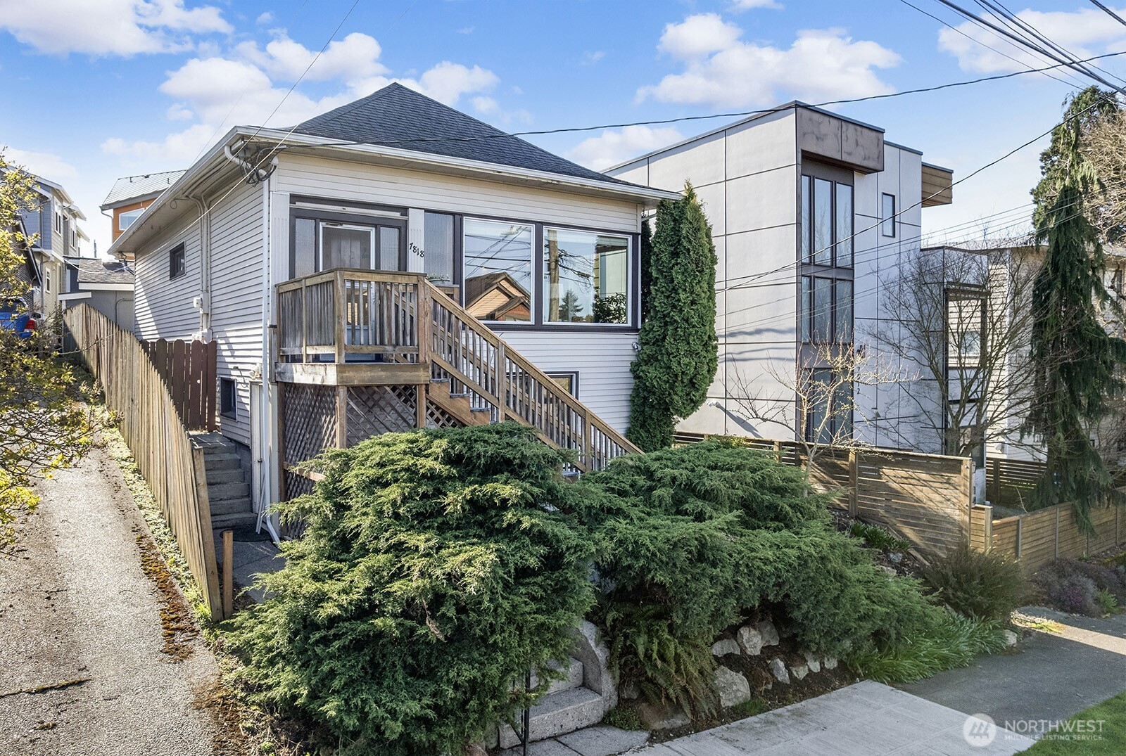 7818 Stroud Avenue N, Seattle, WA 98103