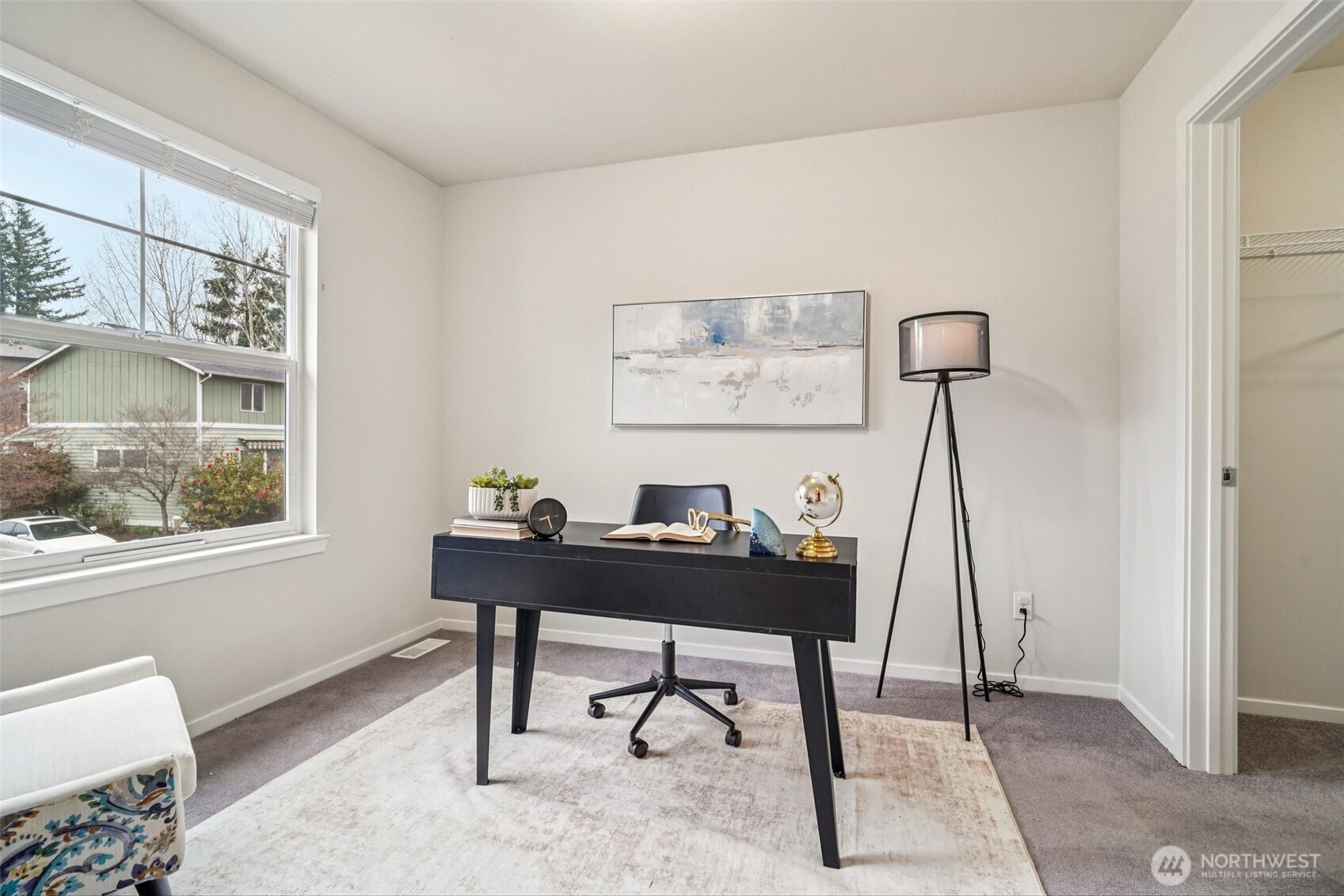 12219 NE 105th Street , Kirkland, WA 98033-8830