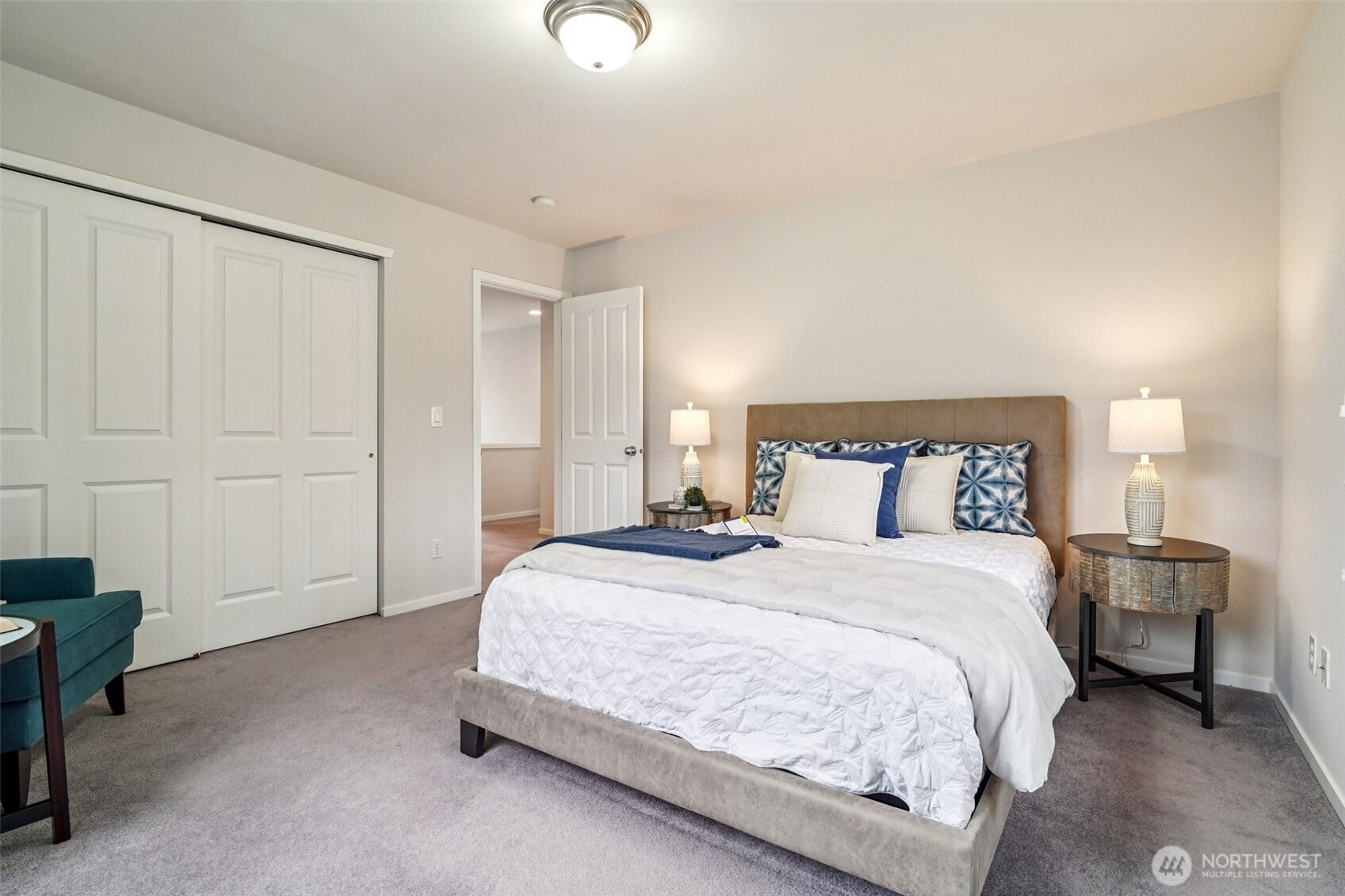 12219 NE 105th Street , Kirkland, WA 98033-8830