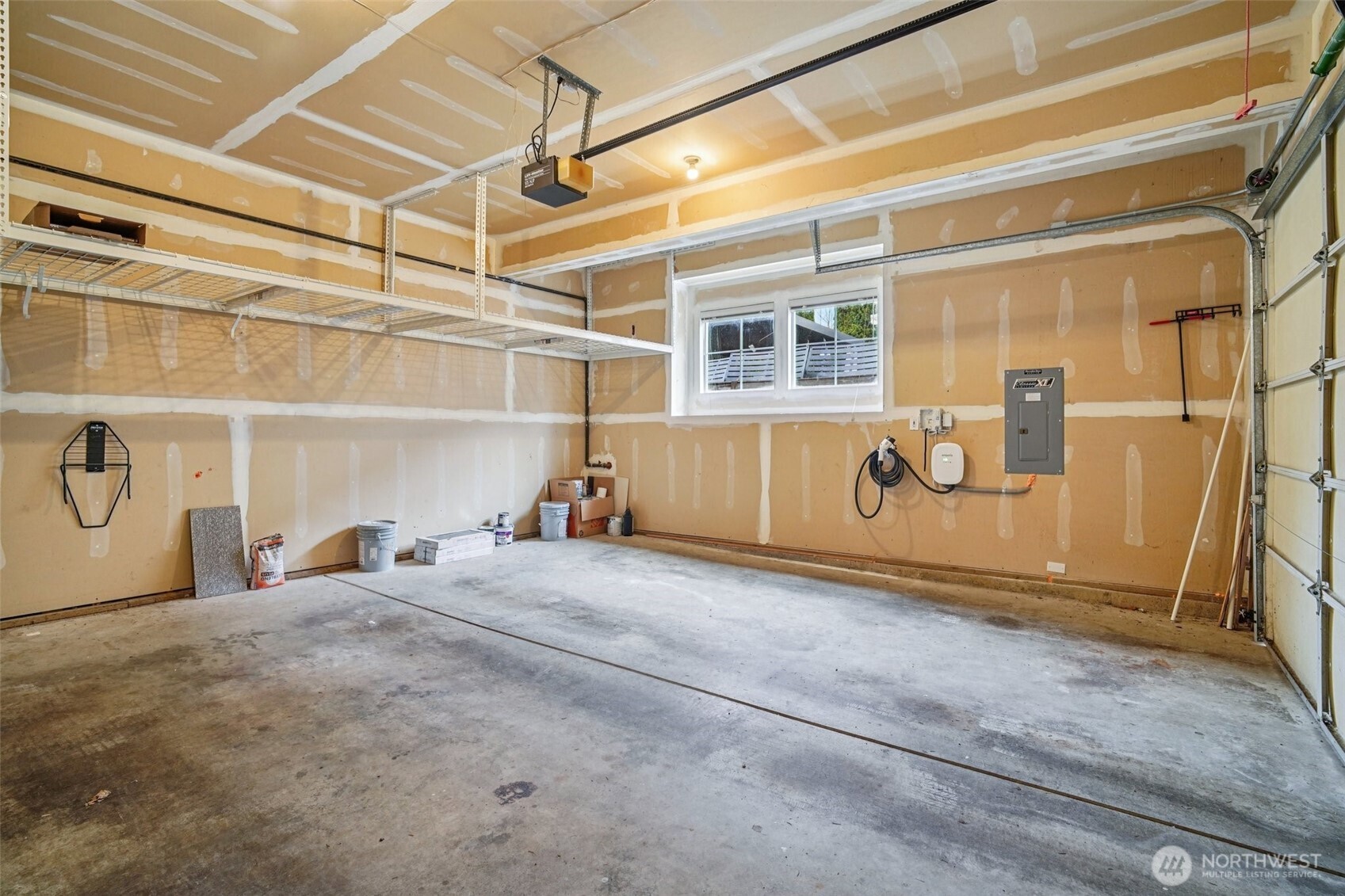 12219 NE 105th Street , Kirkland, WA 98033-8830