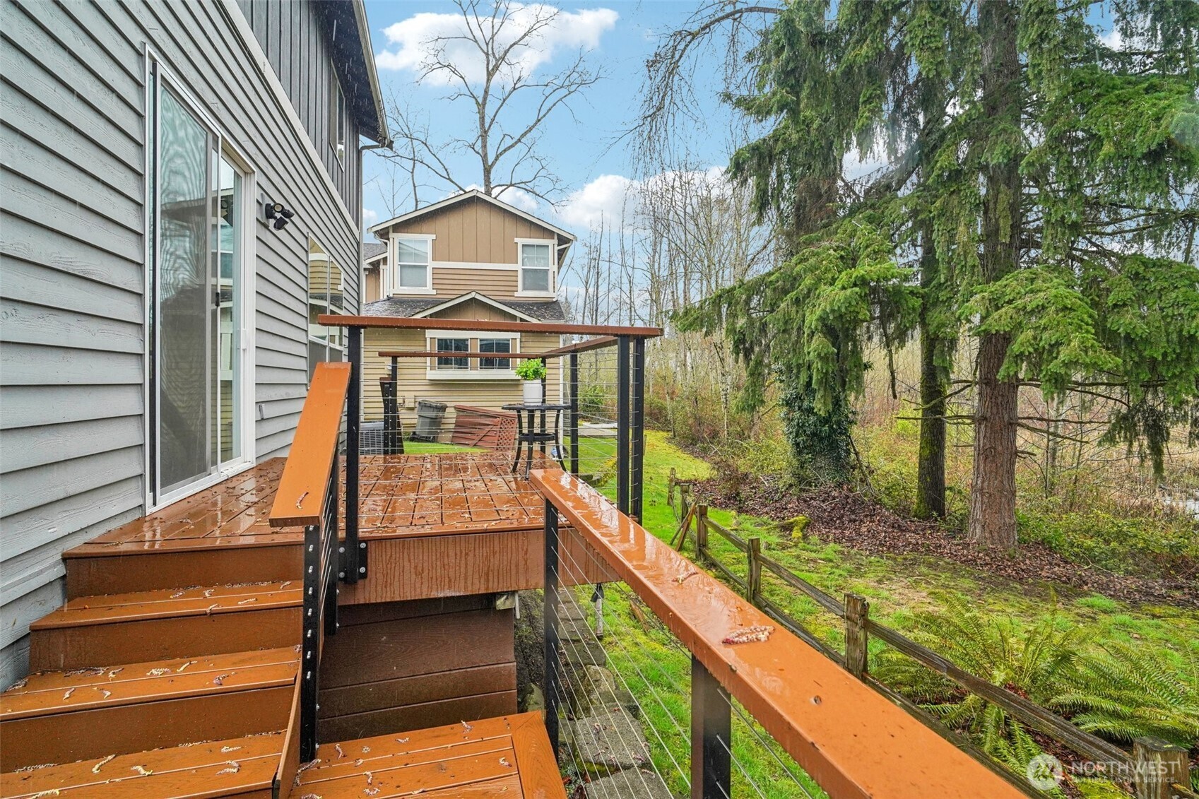 12219 NE 105th Street , Kirkland, WA 98033-8830