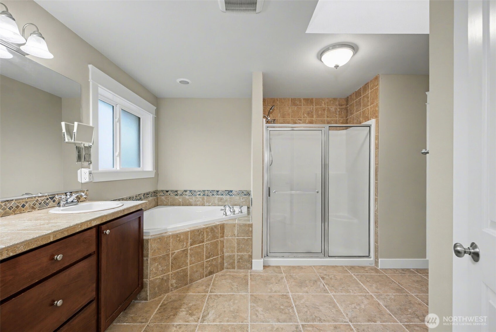 12112 185th Avenue E, Bonney Lake, WA 98391