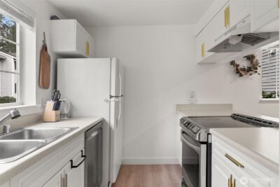 23325 Cedar Way #G105, Mountlake Terrace, WA 98043 - Photo 14