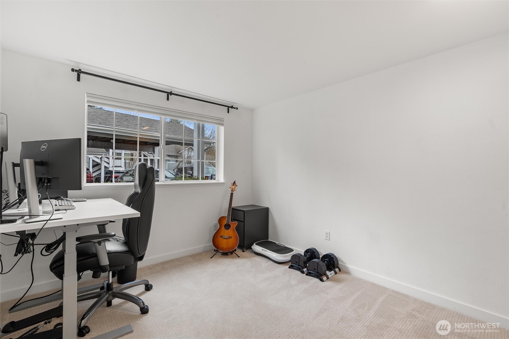 23325 Cedar Way #G105, Mountlake Terrace, WA 98043