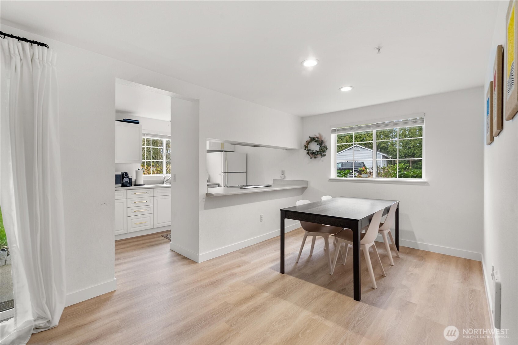 23325 Cedar Way #G105, Mountlake Terrace, WA 98043