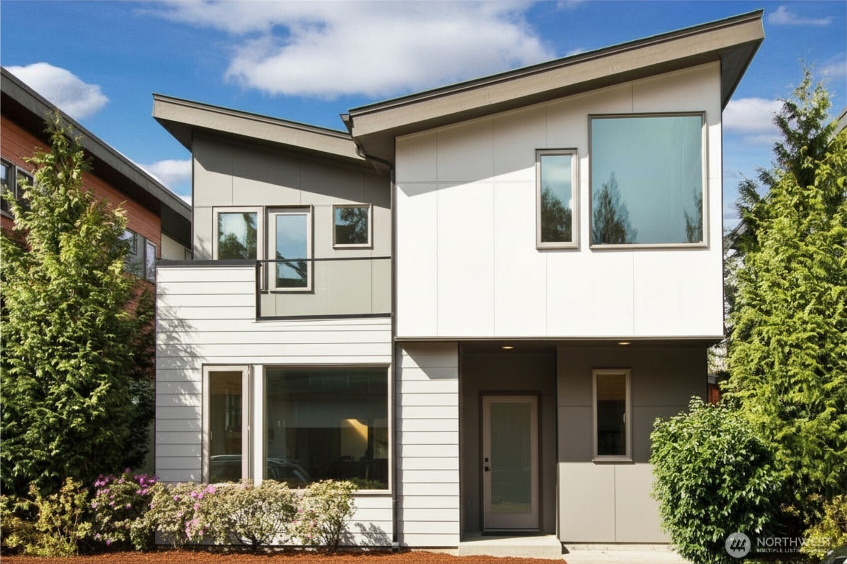 1471 14th Place NE, Issaquah, WA 98029