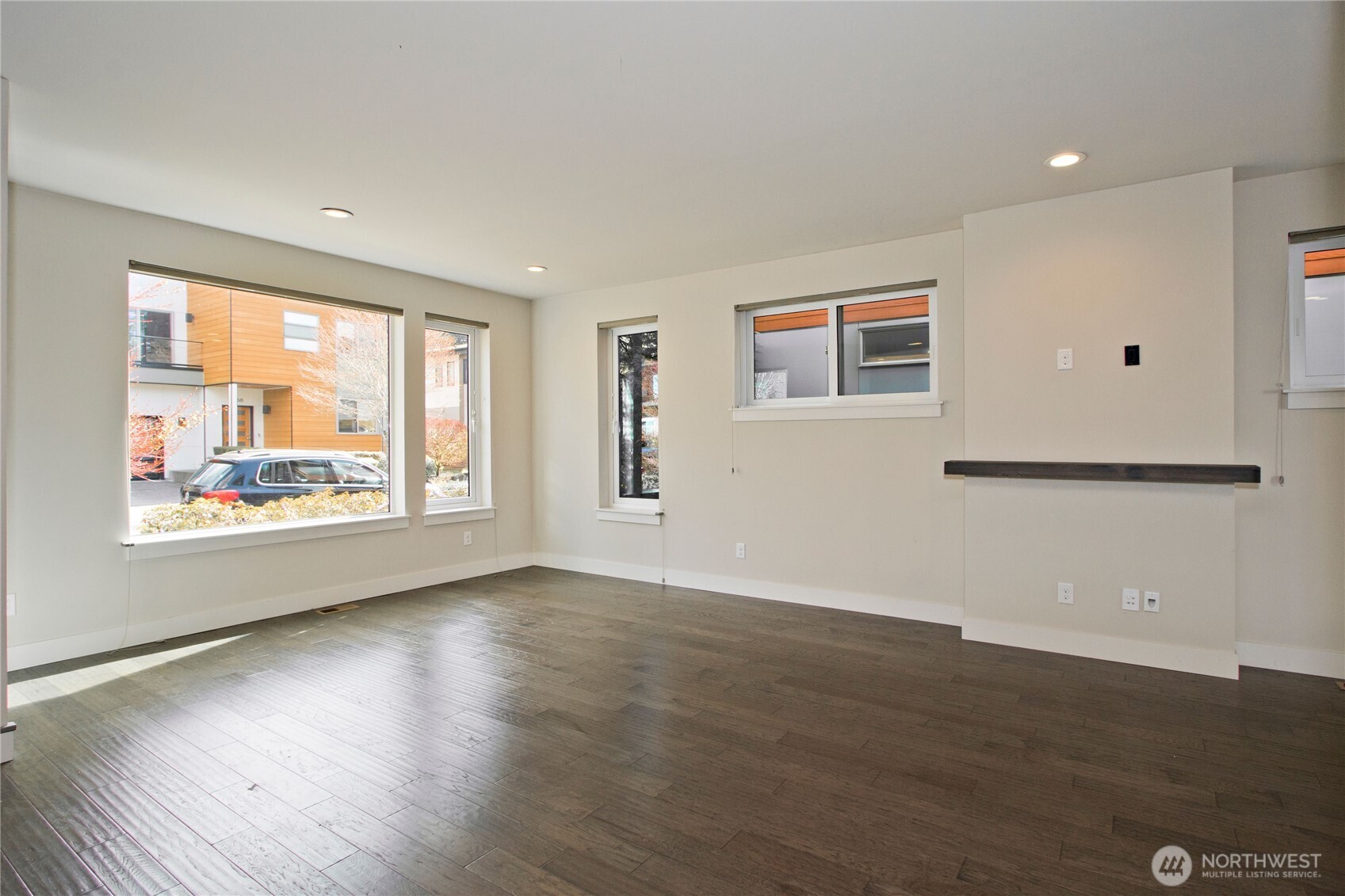 1471 14th Place NE, Issaquah, WA 98029