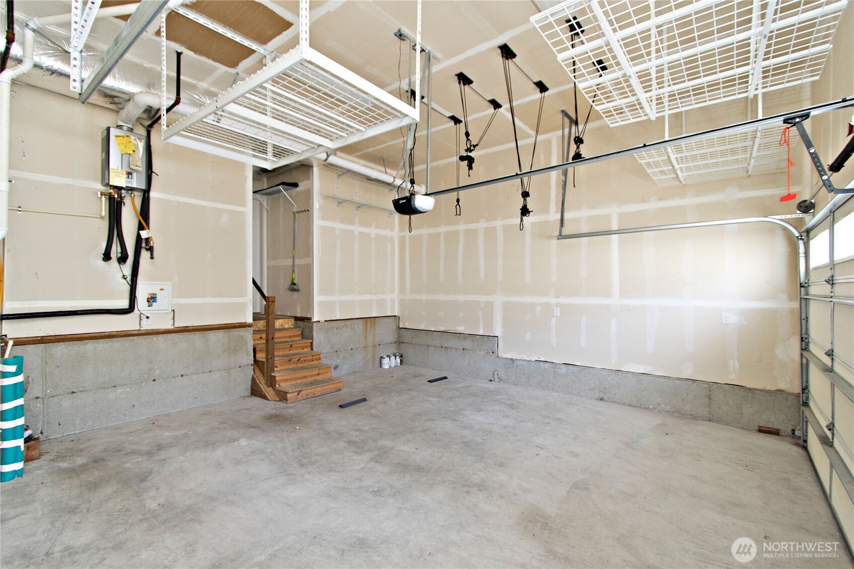 1471 14th Place NE, Issaquah, WA 98029