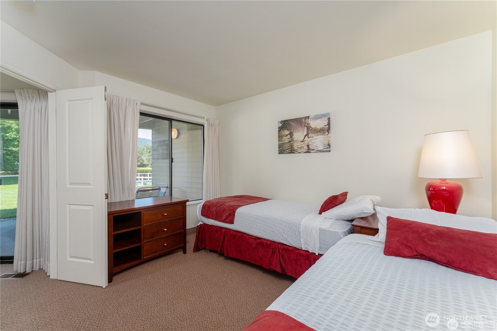 1 Tennis 655-I2 , Manson, WA 98831