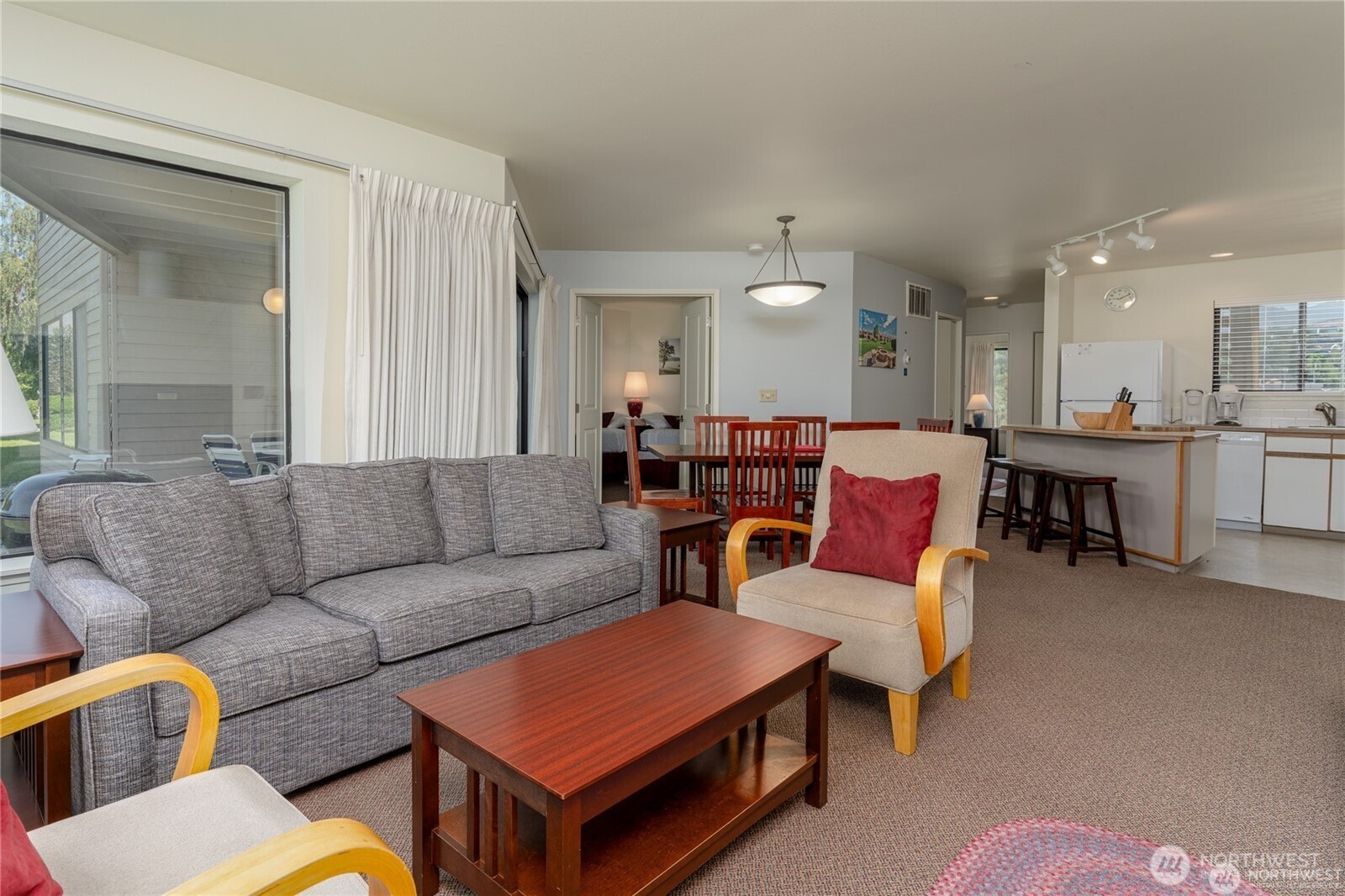 1 Tennis 655-I2 , Manson, WA 98831