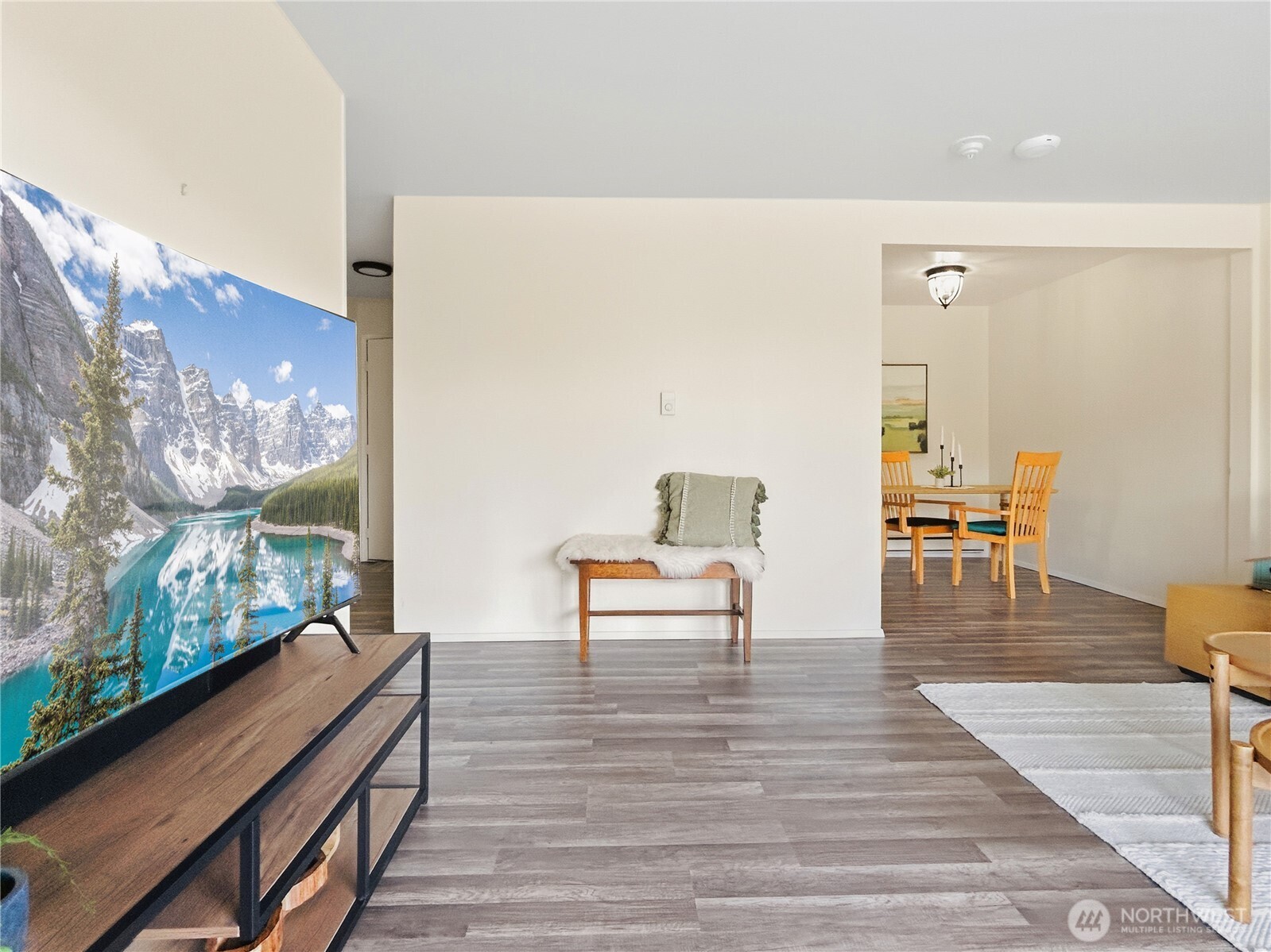 19411 56th Avenue W #220, Lynnwood, WA 98036
