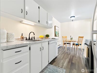 19411 56th Avenue W #220, Lynnwood, WA 98036 - Photo 8