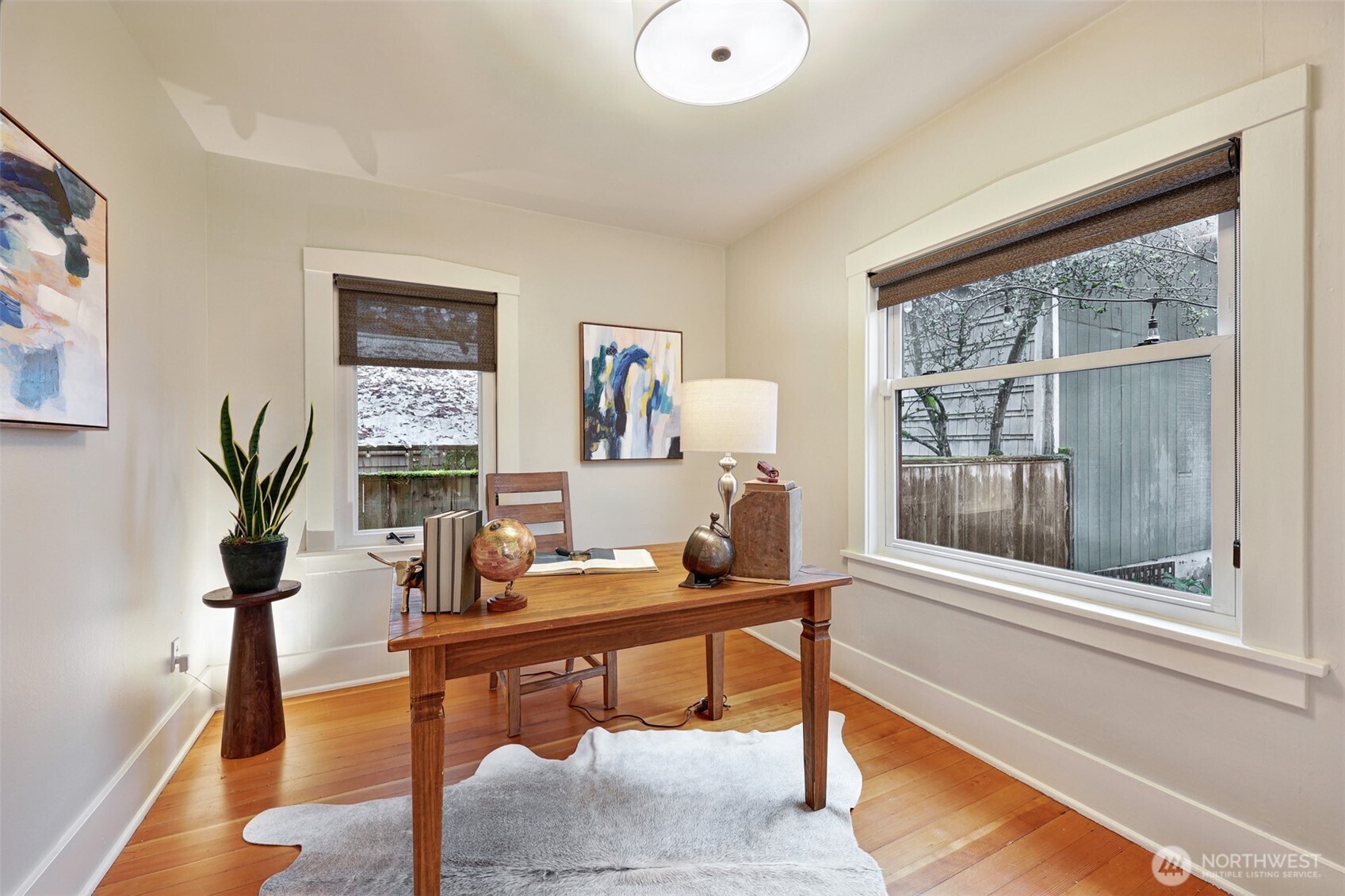 1910 N 38th Street , Seattle, WA 98103