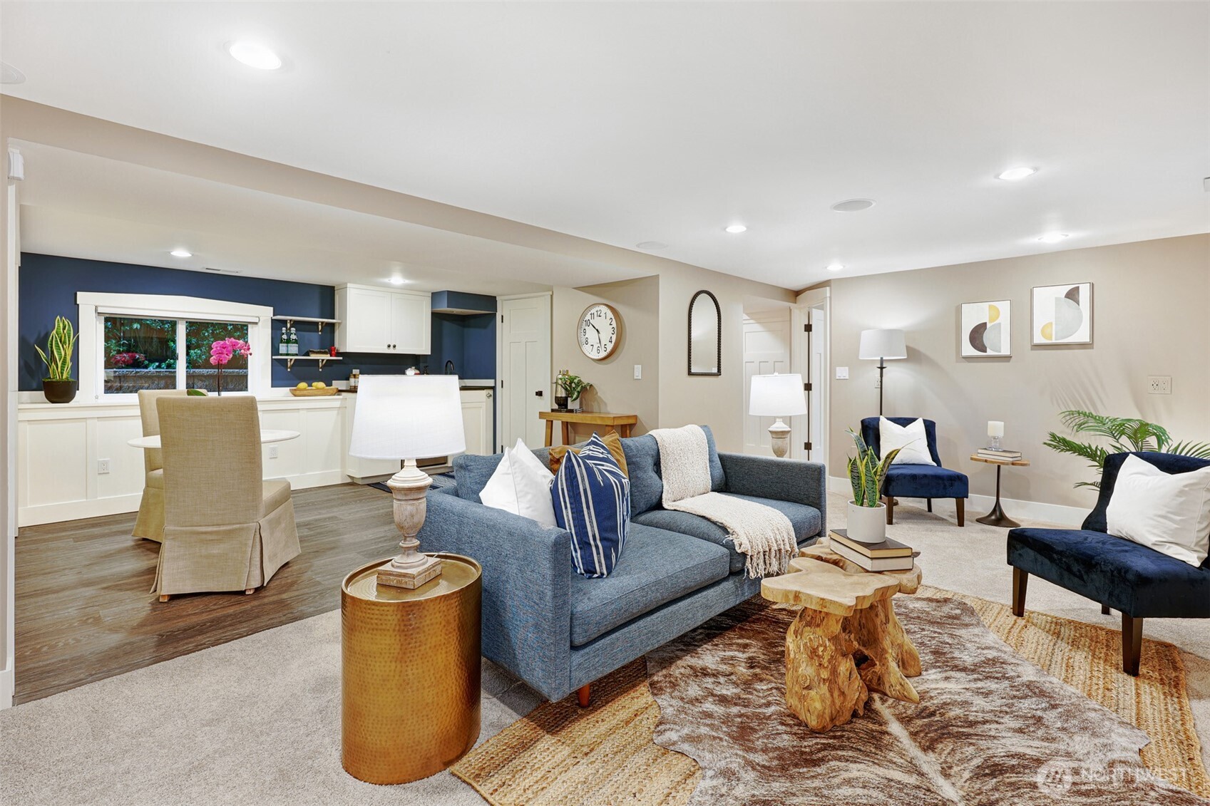 1910 N 38th Street , Seattle, WA 98103