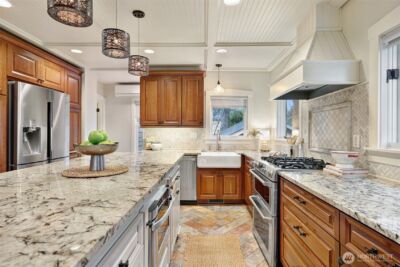 1910 N 38th Street , Seattle, WA 98103 - Photo 6