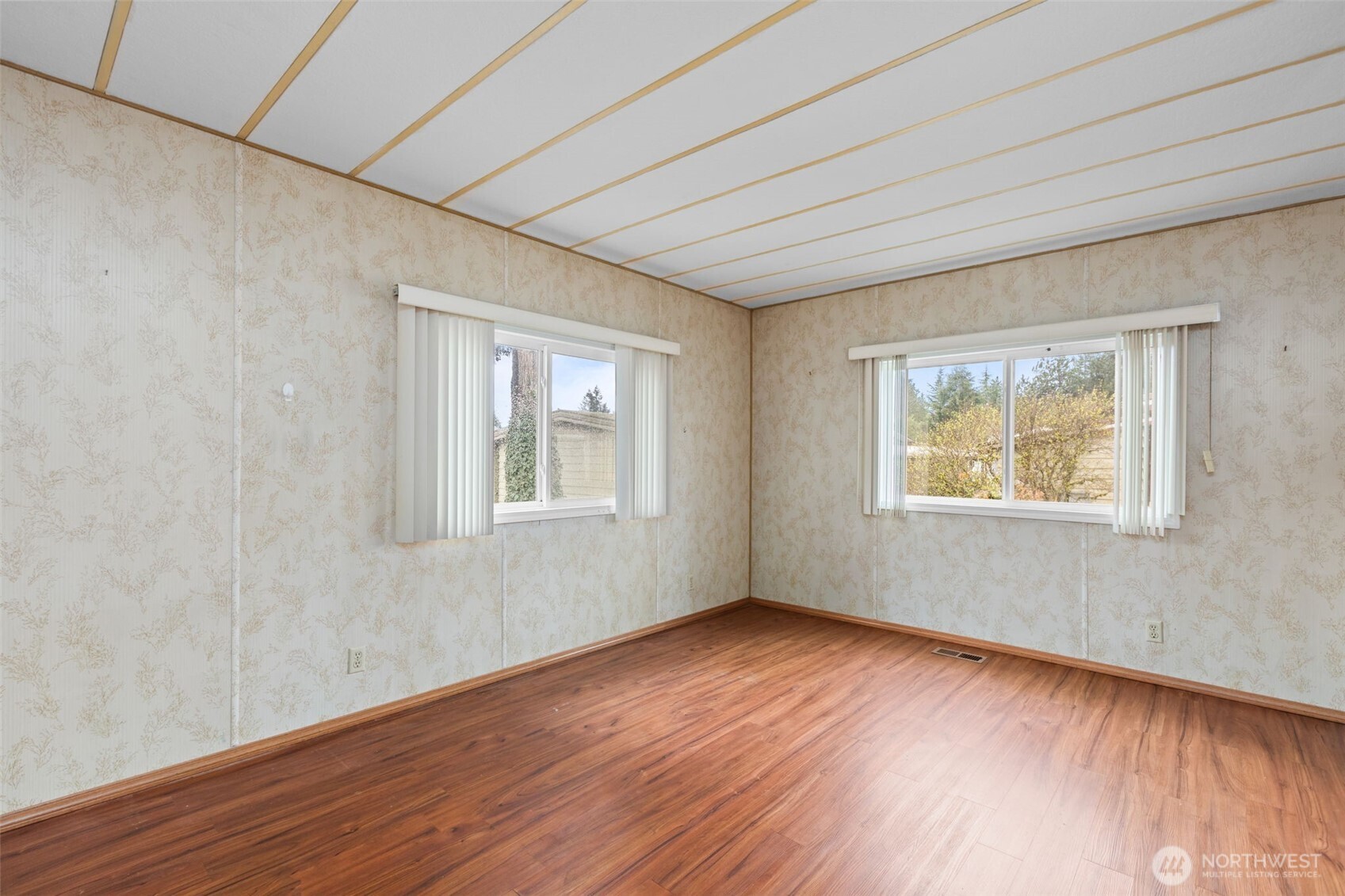 21911 SE 107th Place #15, Kent, WA 98031