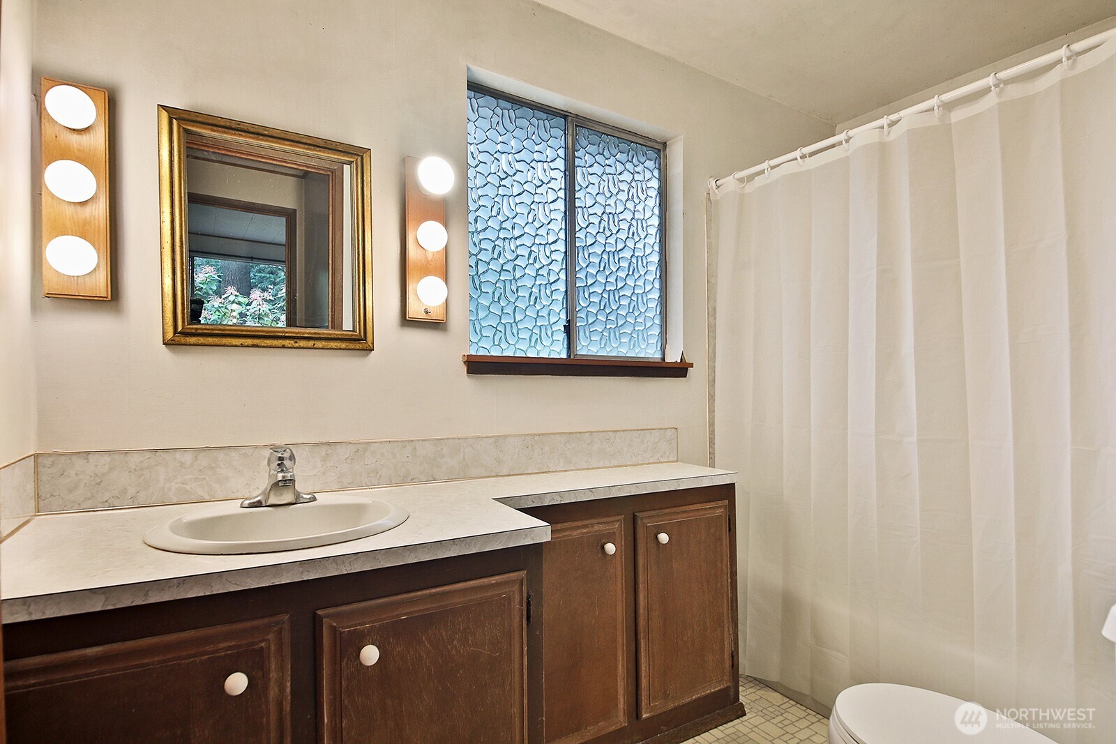 808 Woodsong Lane , Langley, WA 98260