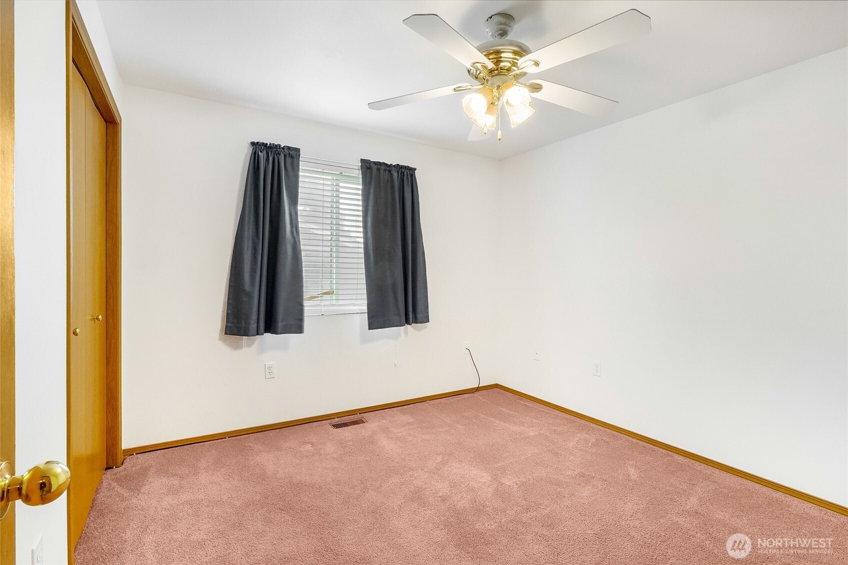 230 NE K Street , Ephrata, WA 98823