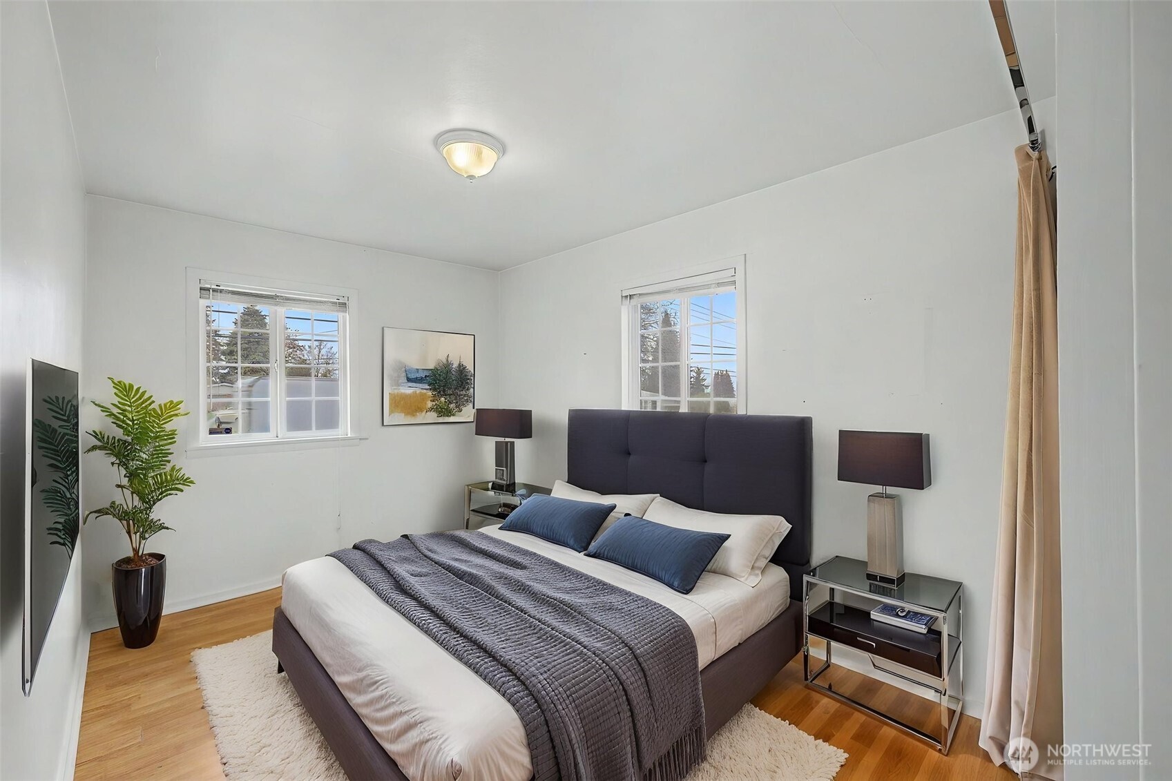 2502 NE 7th Street , Renton, WA 98056