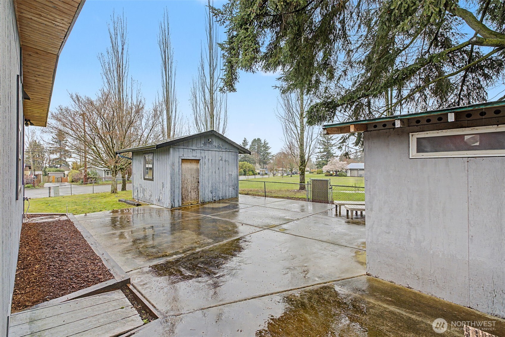 2502 NE 7th Street , Renton, WA 98056