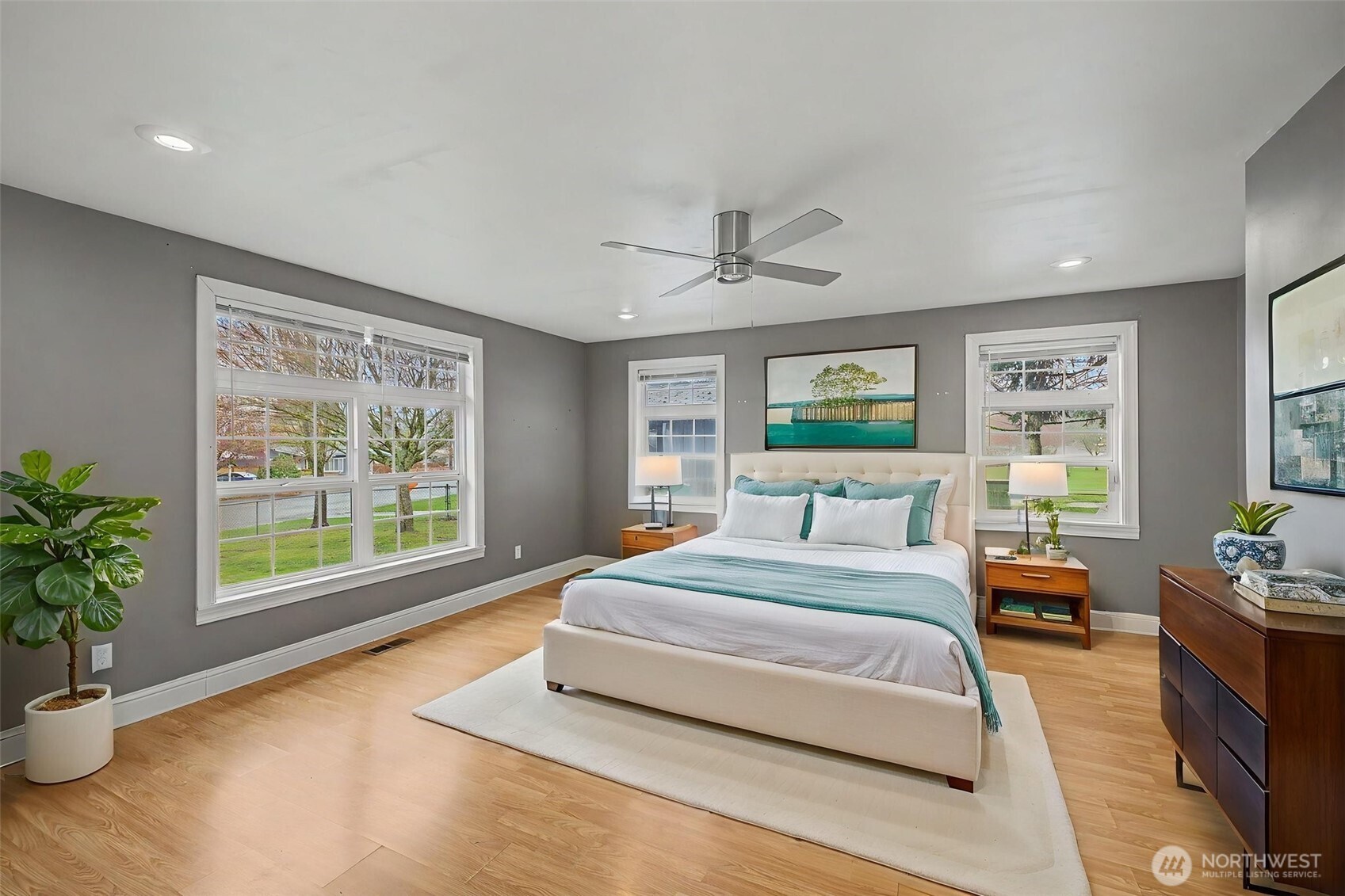 2502 NE 7th Street , Renton, WA 98056