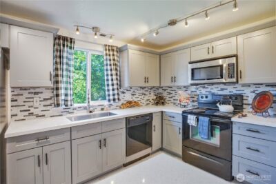 1819 SE 173rd Avenue , Vancouver, WA 98683 - Photo 9