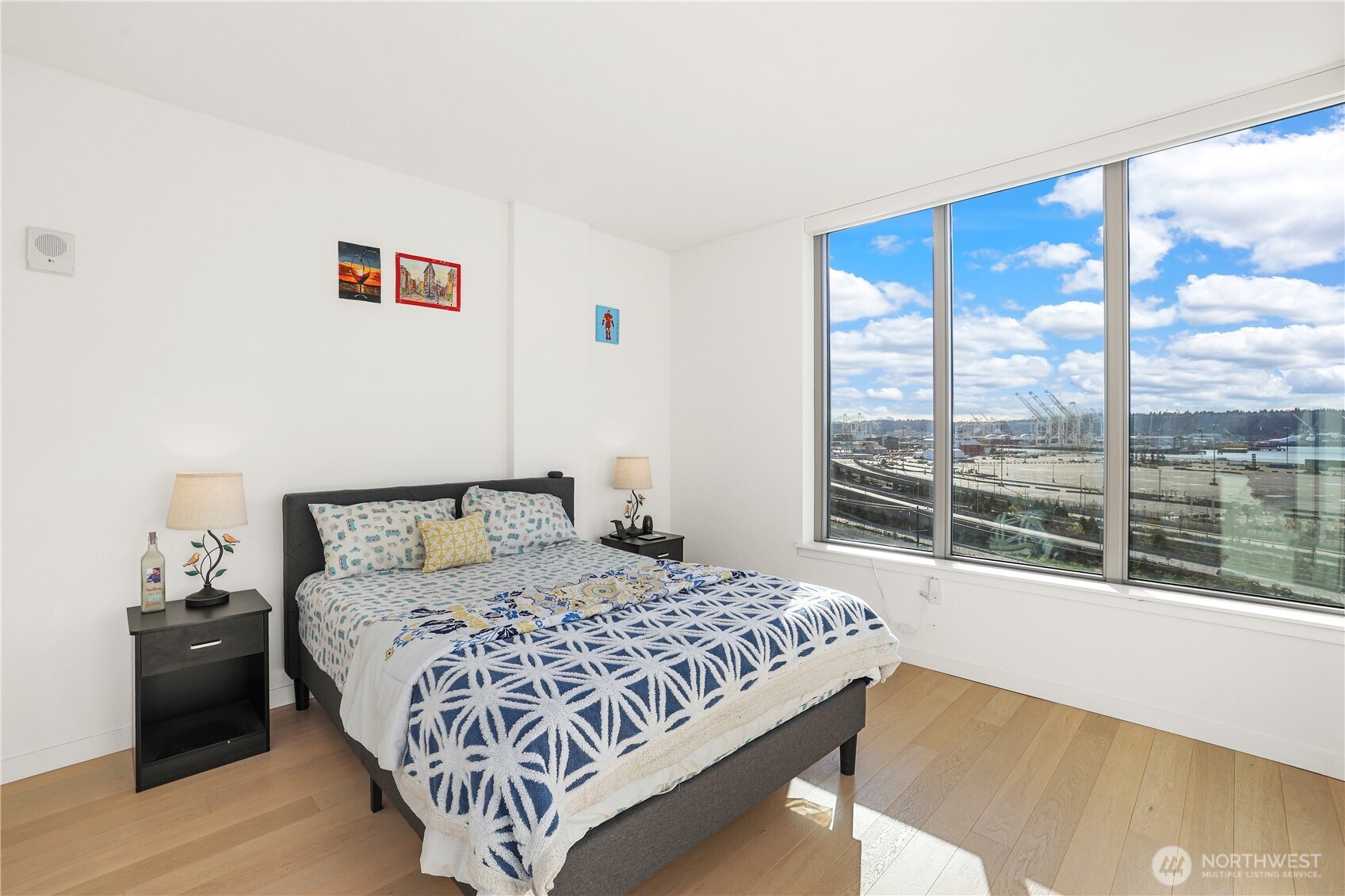 590 1st Avenue S #1005, Seattle, WA 98104