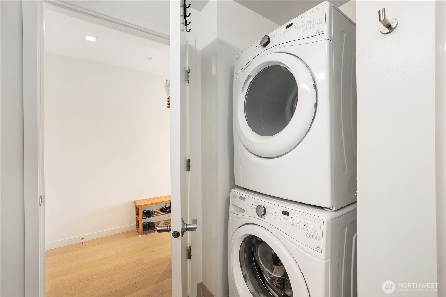 590 1st Avenue S #1005, Seattle, WA 98104