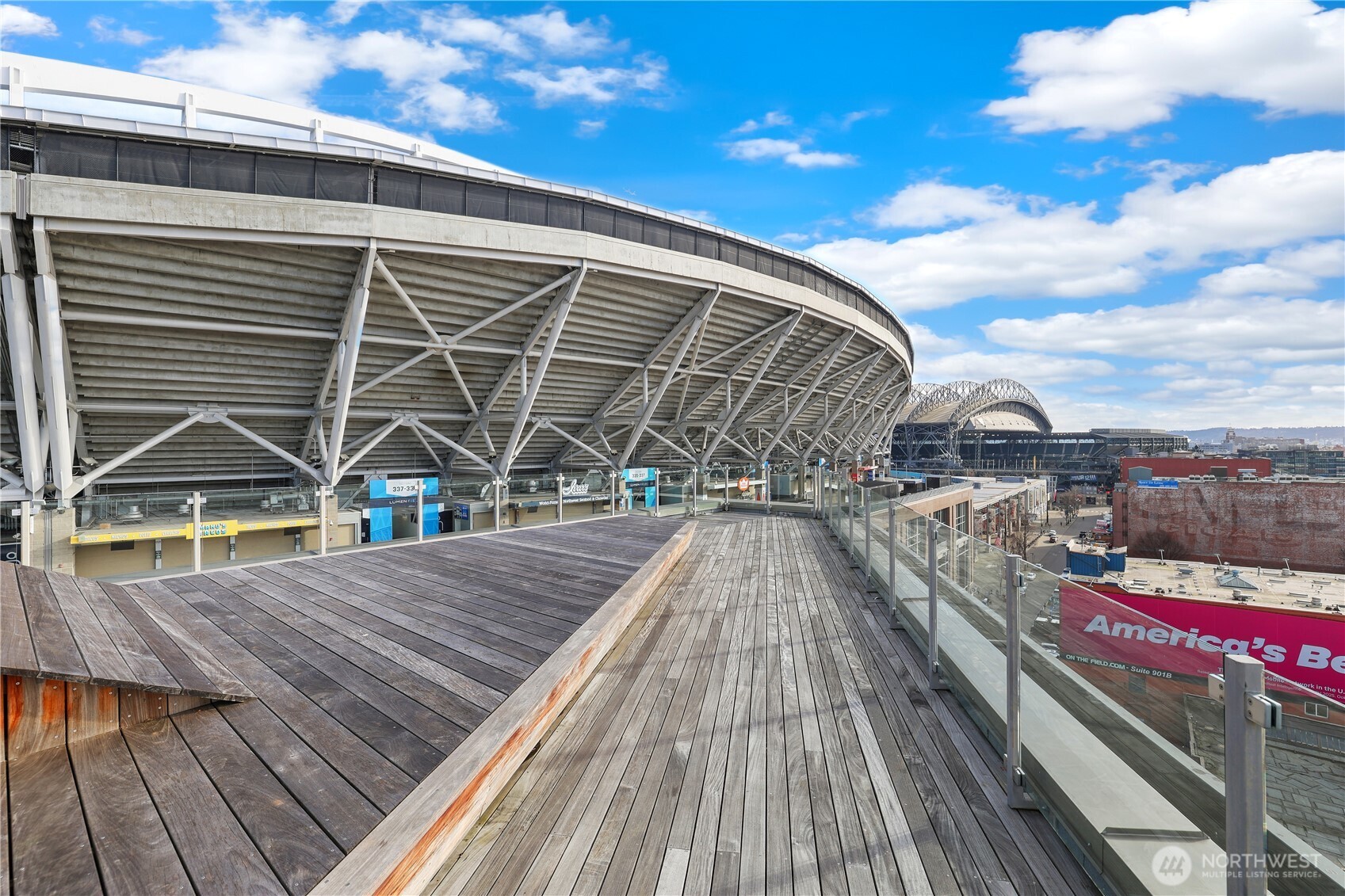 590 1st Avenue S #1005, Seattle, WA 98104