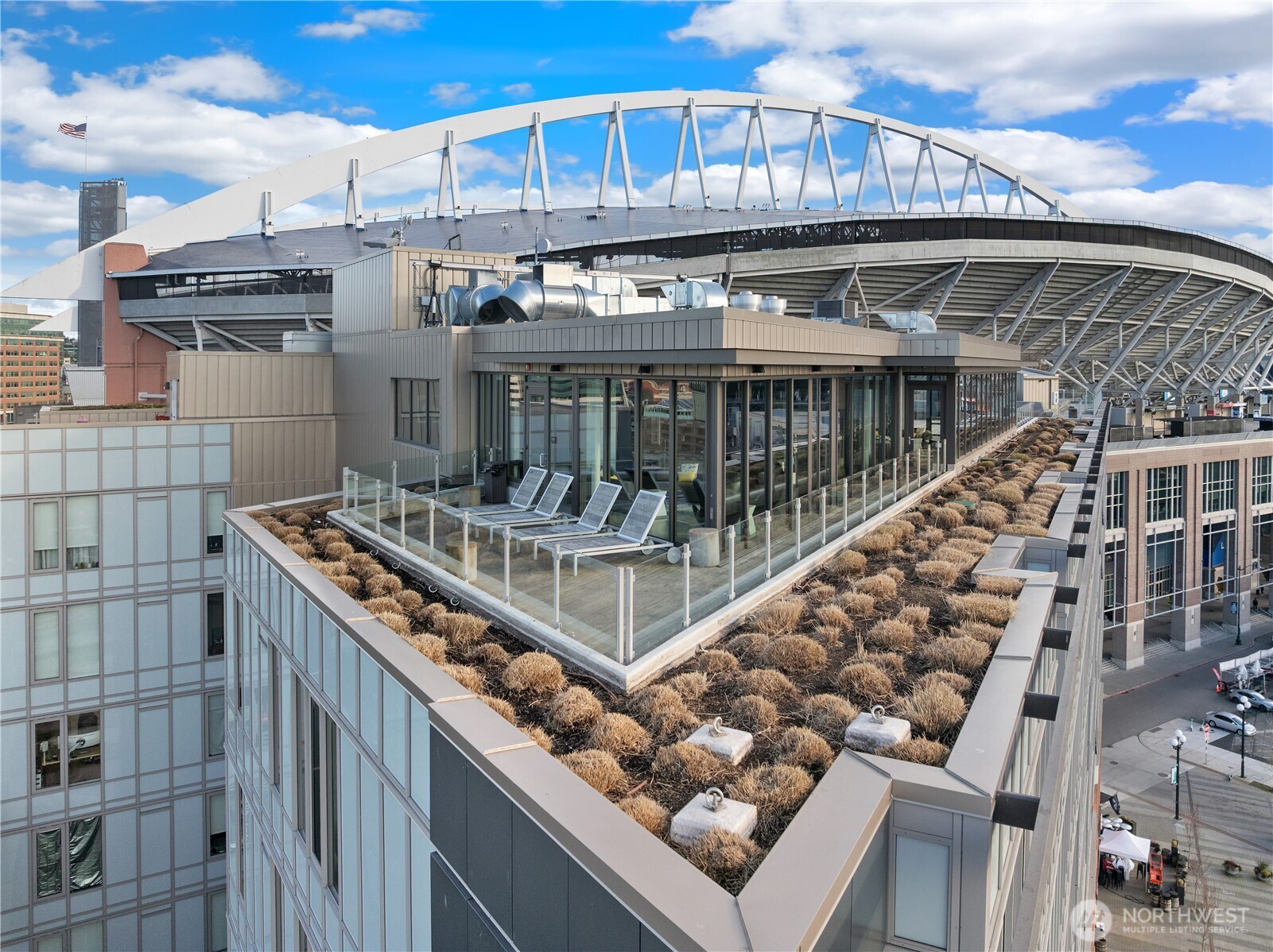 590 1st Avenue S #1005, Seattle, WA 98104