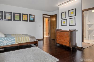 135 N 46th Street #101, Seattle, WA 98103-6359 - Photo 12