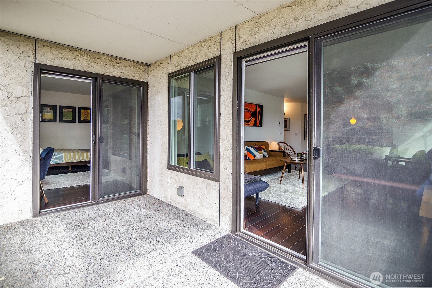 135 N 46th Street #101, Seattle, WA 98103-6359