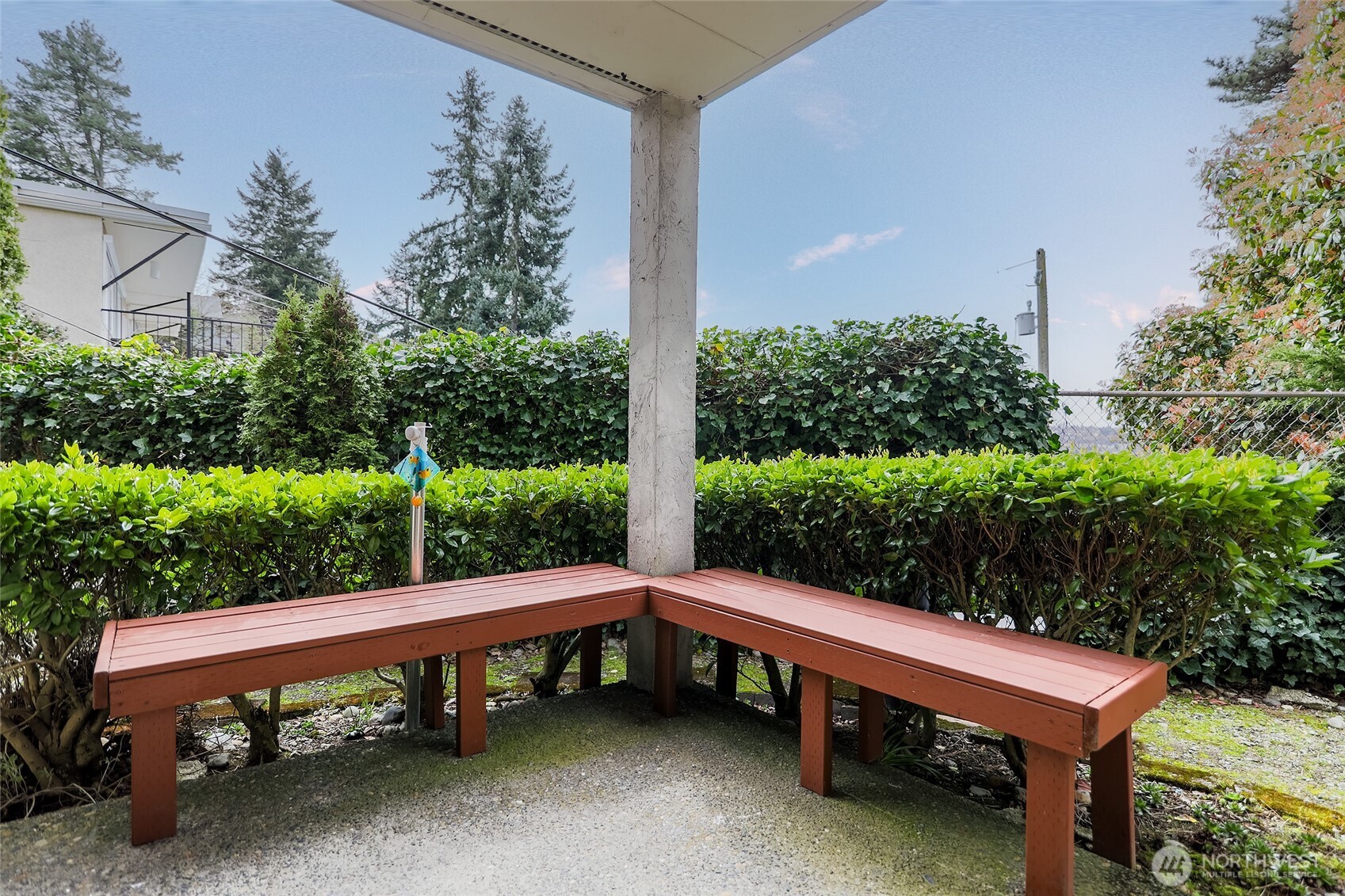135 N 46th Street #101, Seattle, WA 98103-6359