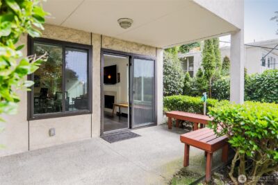 135 N 46th Street #101, Seattle, WA 98103-6359 - Photo 2