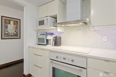 135 N 46th Street #101, Seattle, WA 98103-6359 - Photo 6