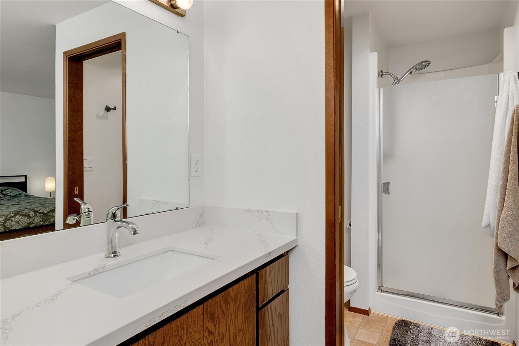 921 Pershing Ave #101, Bremerton, WA 98312