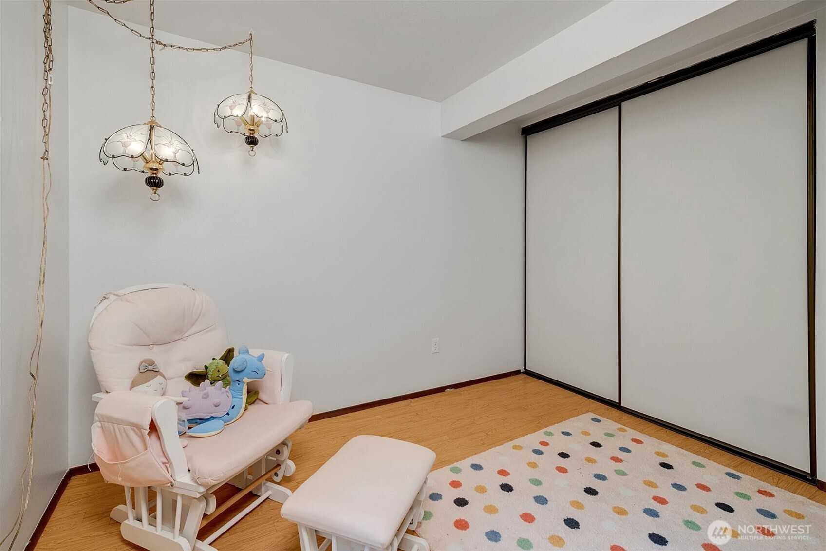 921 Pershing Ave #101, Bremerton, WA 98312