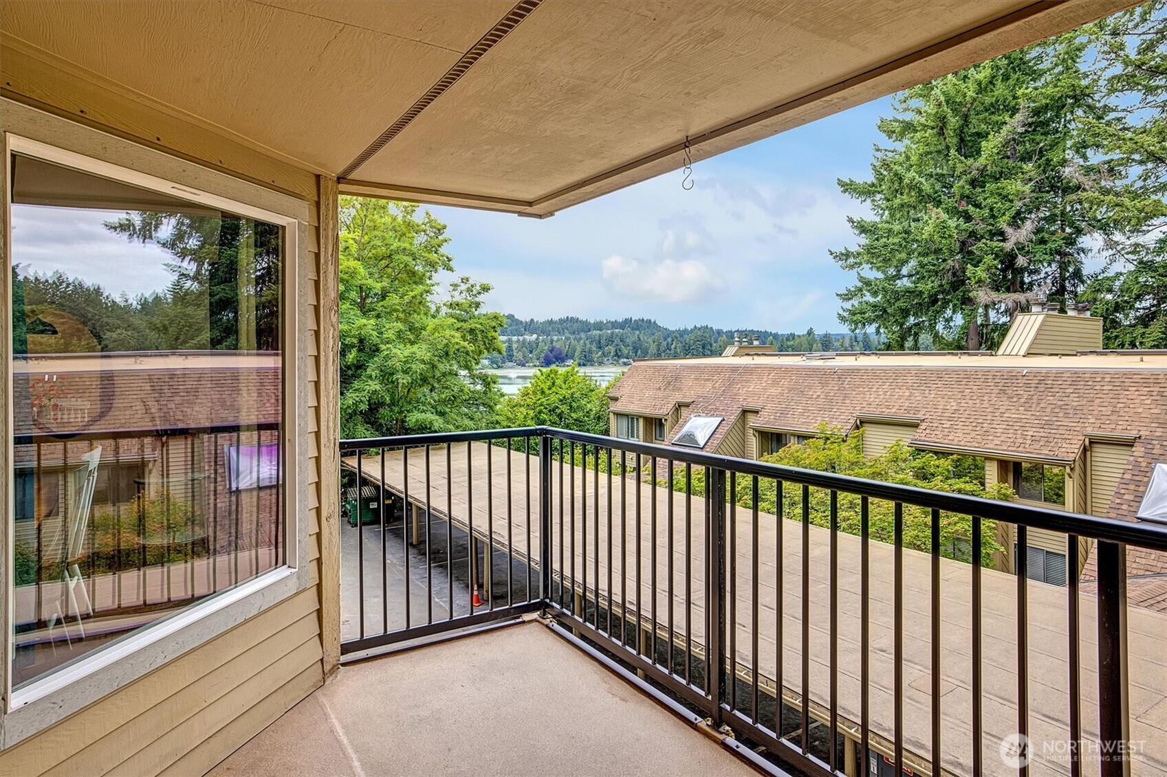 921 Pershing Ave #101, Bremerton, WA 98312